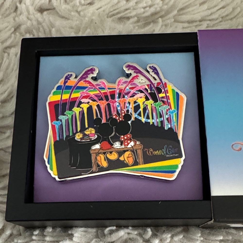 Disneyland World of Color Figpin Full Color Trading Pin NIB